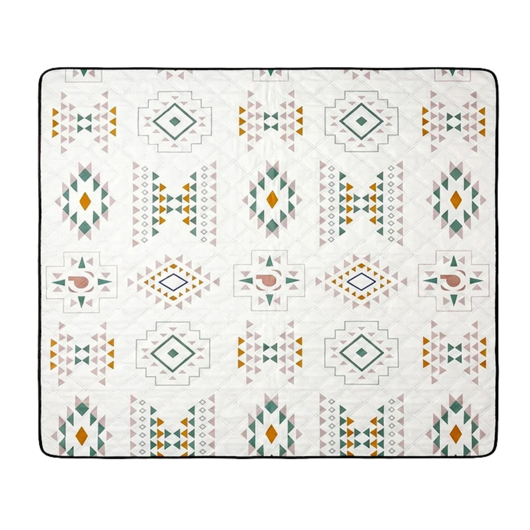 Large Outdoor Picnic Mat Waterproof Lawn Camping Blanket Moisture Proof Thickened Washable Ground Mat 200 × 300cm
