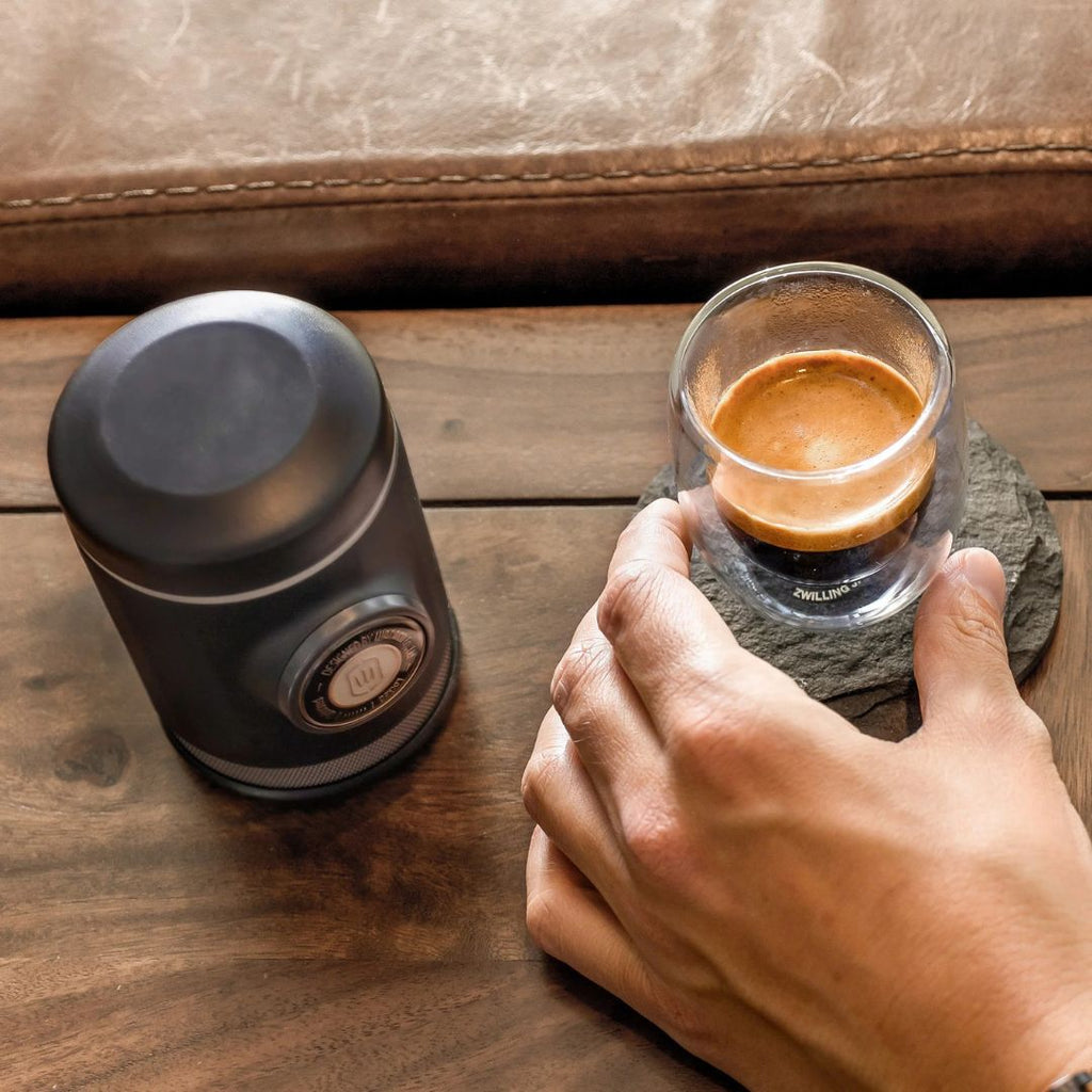 Portable Espresso Maker 18 Bar Manual Coffee Machine for Travel and Camping Picopresso 10.6 × 7.8 × 7.1cm