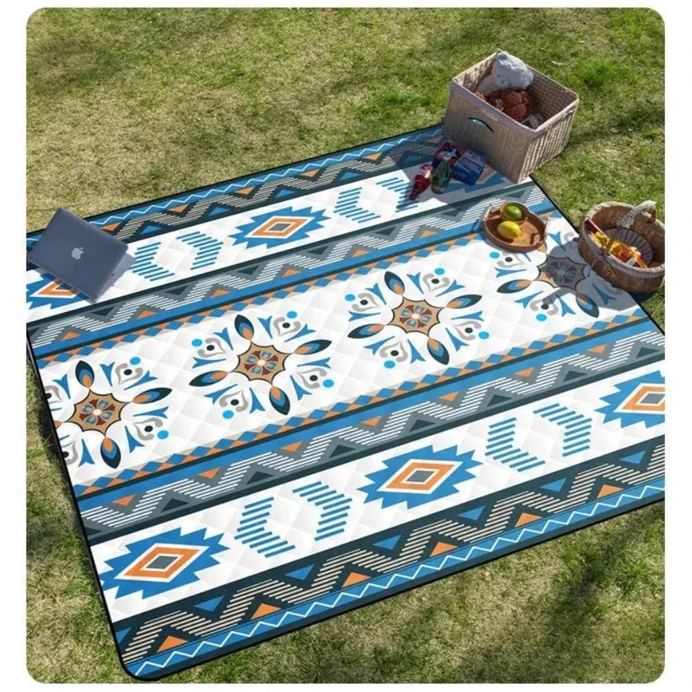 Waterproof Picnic Blanket Large Beach Mat Outdoor Camping Ground Blanket with Carry Handle 200 × 200cm