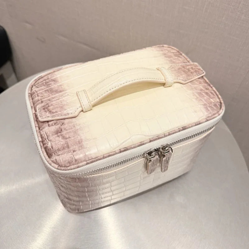 Crocodile Pattern Cowhide Makeup Bag Women's Travel Toiletry Organizer Portable Cosmetic Storage Pouch 23 × 16 × 14cm