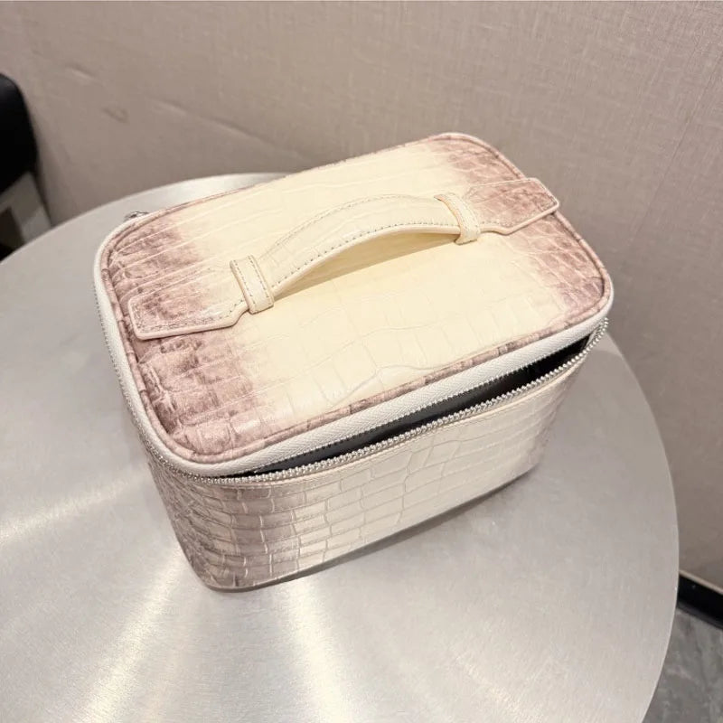 Crocodile Pattern Cowhide Makeup Bag Women's Travel Toiletry Organizer Portable Cosmetic Storage Pouch 23 × 16 × 14cm