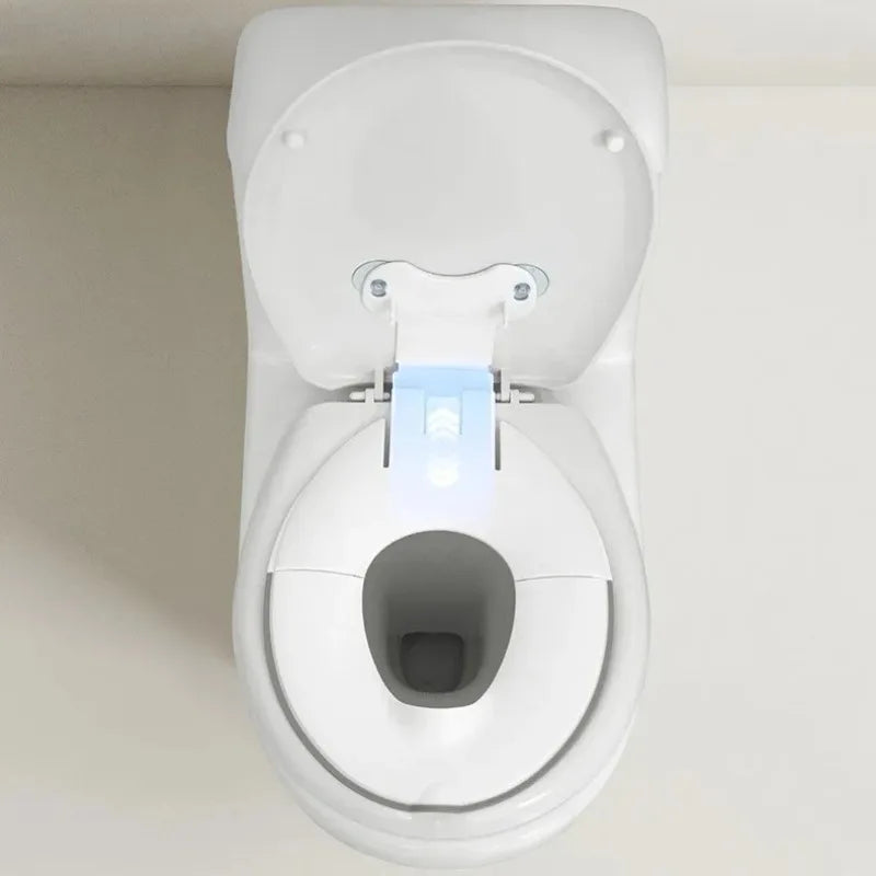 Foldable Toddler Toilet Seat Portable Potty Training Seat with Urine Barrier Universal Family Toilet Seat Suction Cups Simple